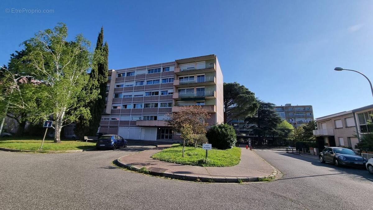 Appartement à RAMONVILLE-SAINT-AGNE