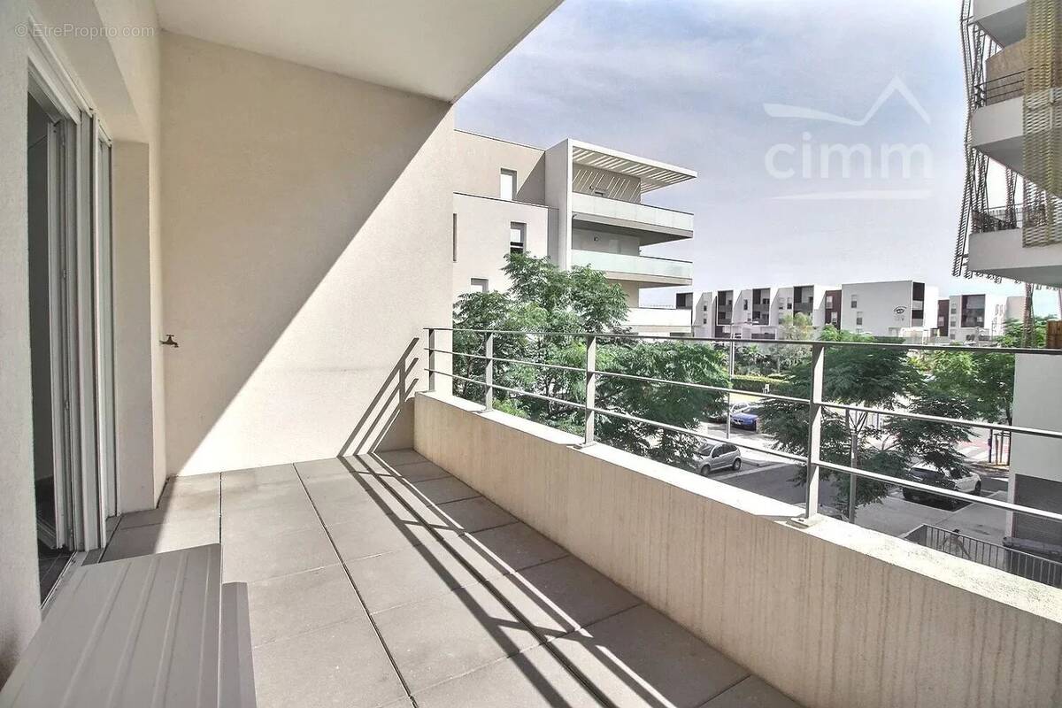 Appartement à JUVIGNAC