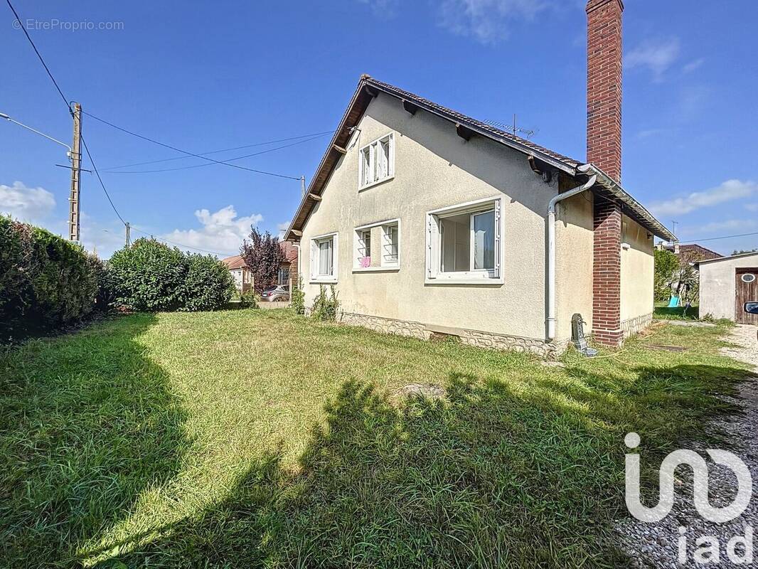 Photo 1 - Maison à FERRIERES-EN-GATINAIS