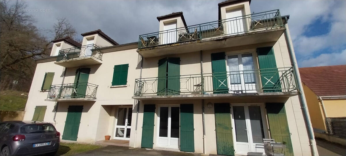 Appartement à EPERNON