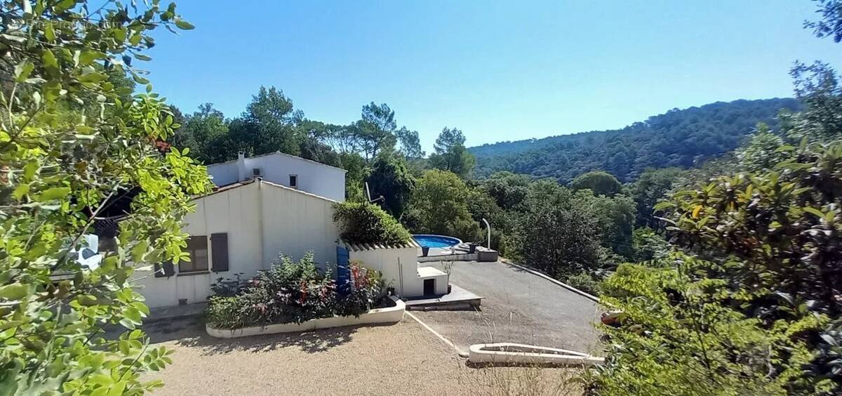 Maison à LE THORONET