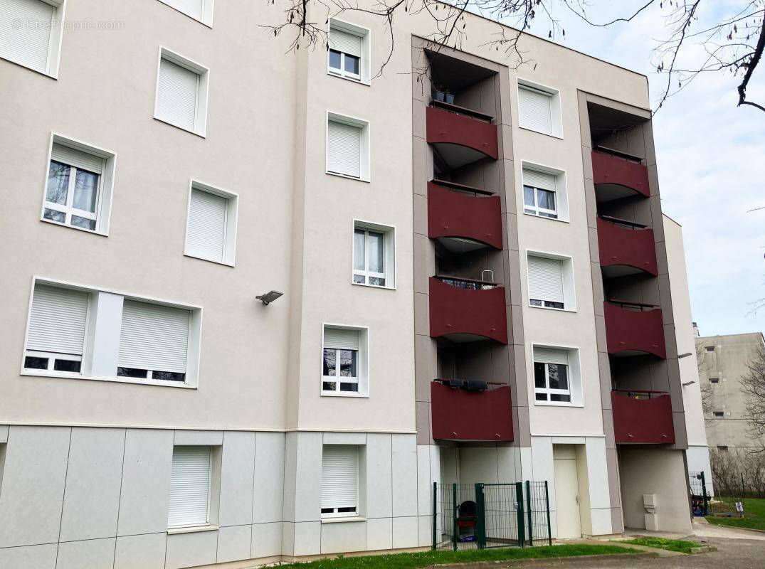Appartement à FEYZIN