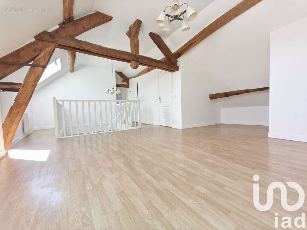 Photo 4 - Appartement à LA CHAPELLE-EN-SERVAL