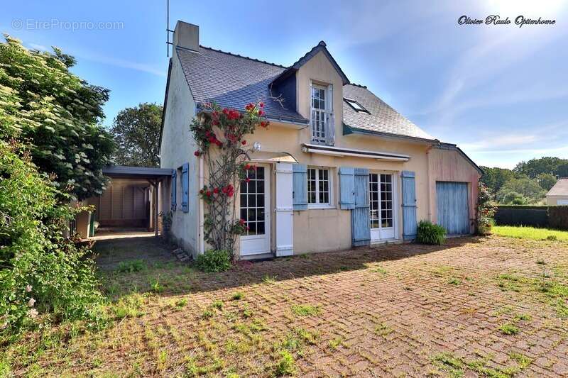 Maison à LA TURBALLE