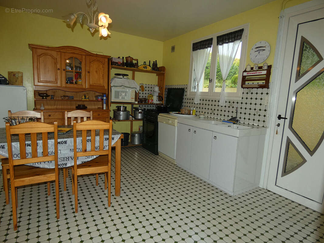 Maison à ISIGNY-LE-BUAT