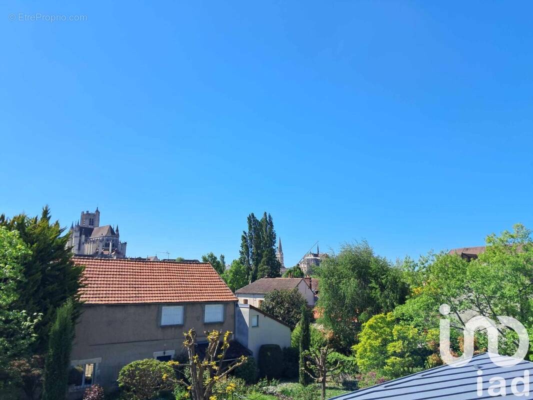 Photo 1 - Appartement à AUXERRE