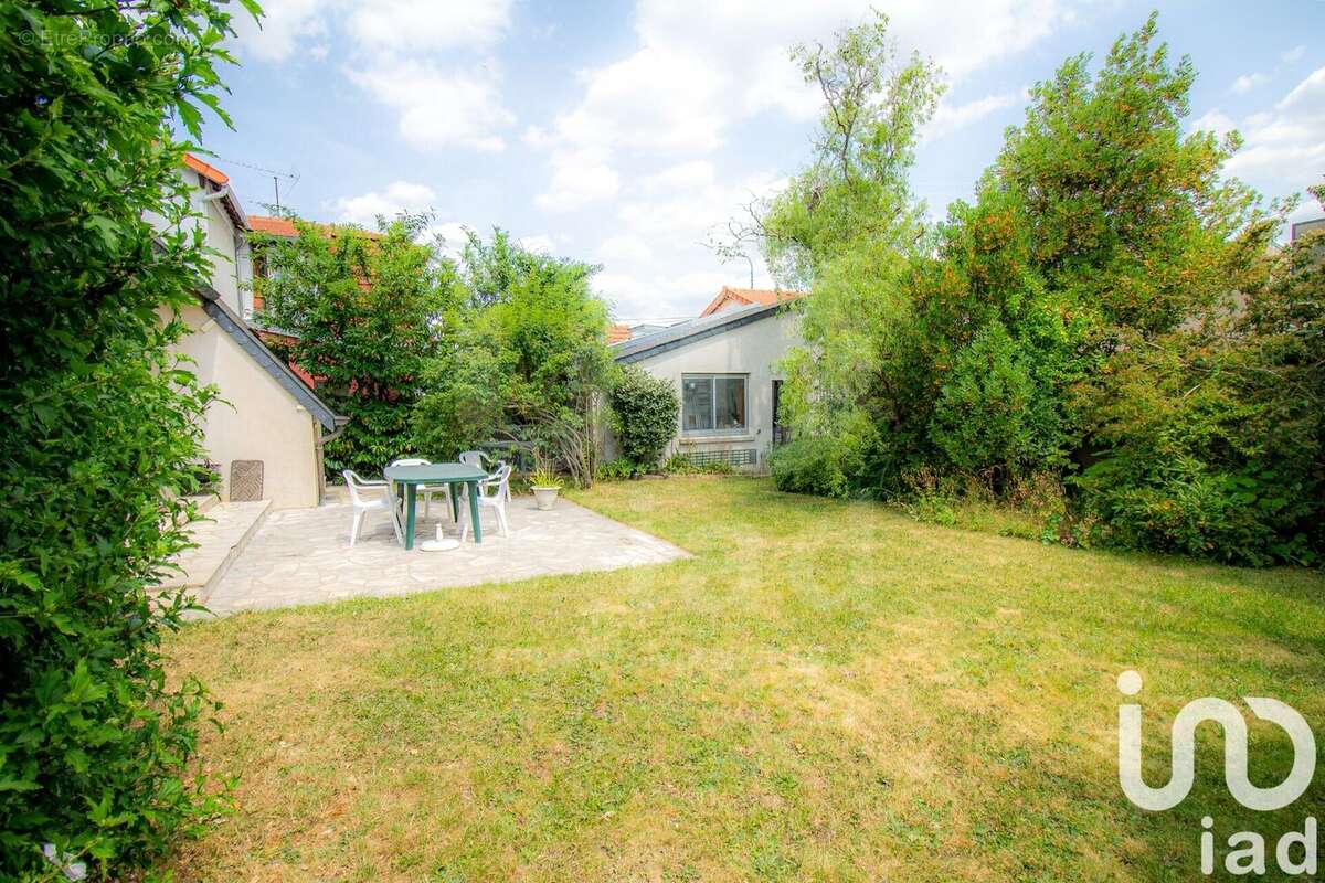 Photo 2 - Maison à SAINT-MAUR-DES-FOSSES