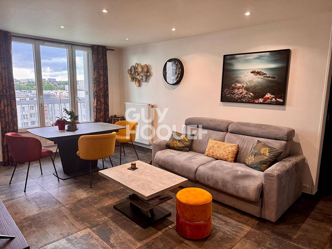Appartement à NEUILLY-SUR-MARNE