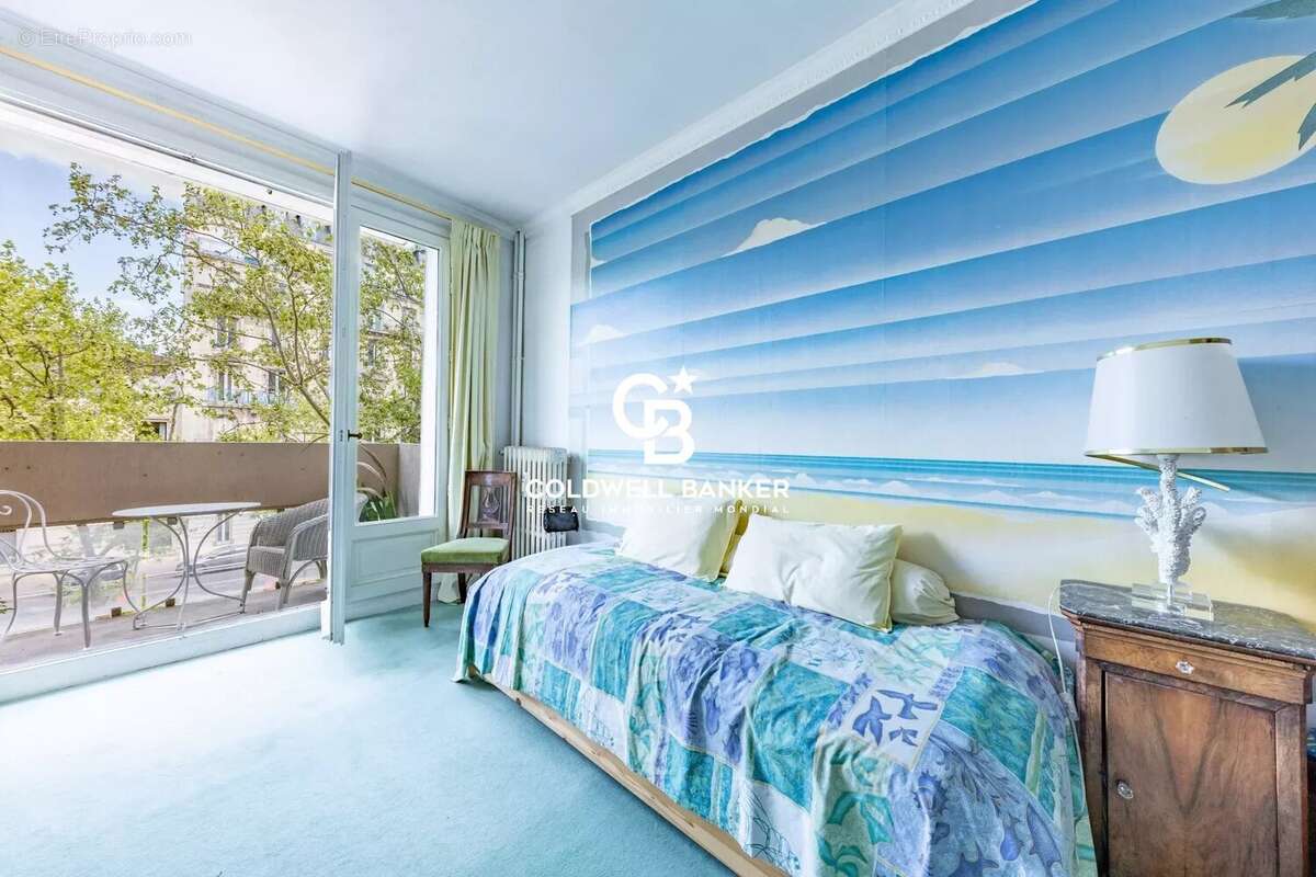 Appartement à PARIS-7E