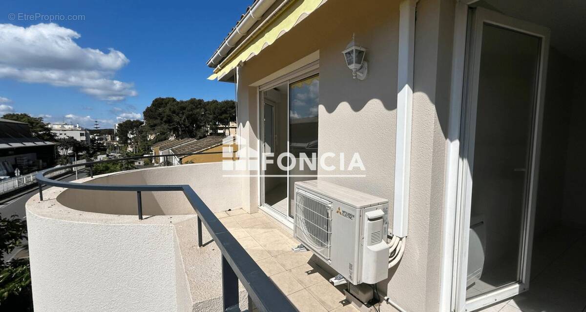 Appartement à LE CANNET