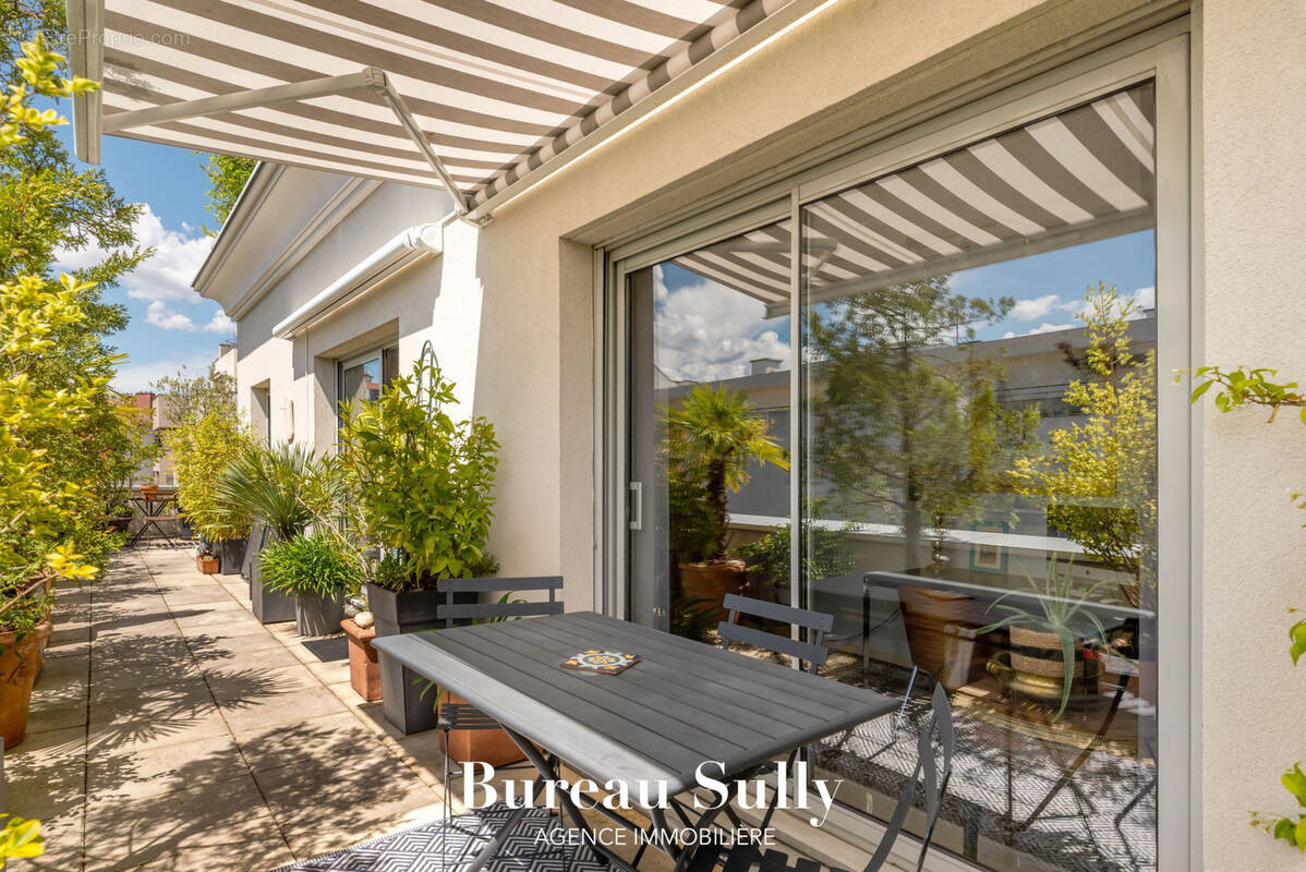 Appartement à LYON-8E