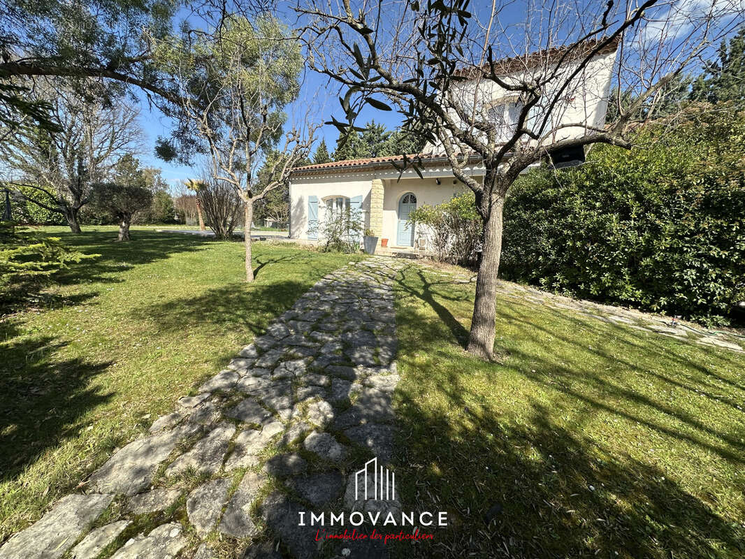 Maison à SAINTE-CROIX-DE-QUINTILLARGUES