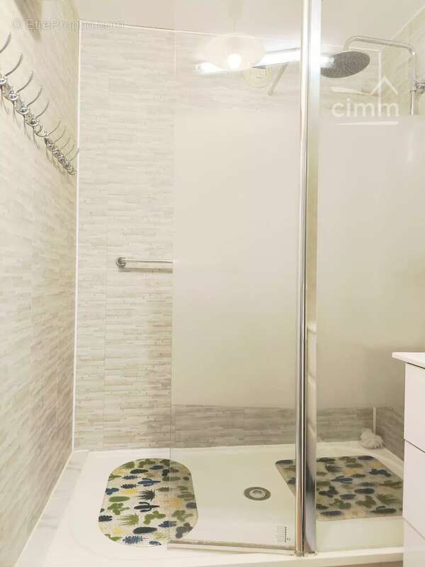 Appartement à VAULX-EN-VELIN