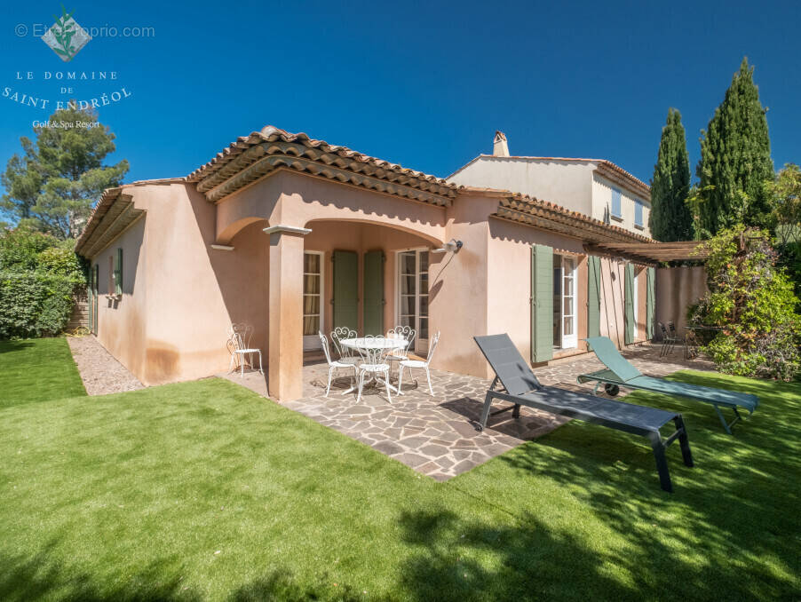 Maison à LA MOTTE