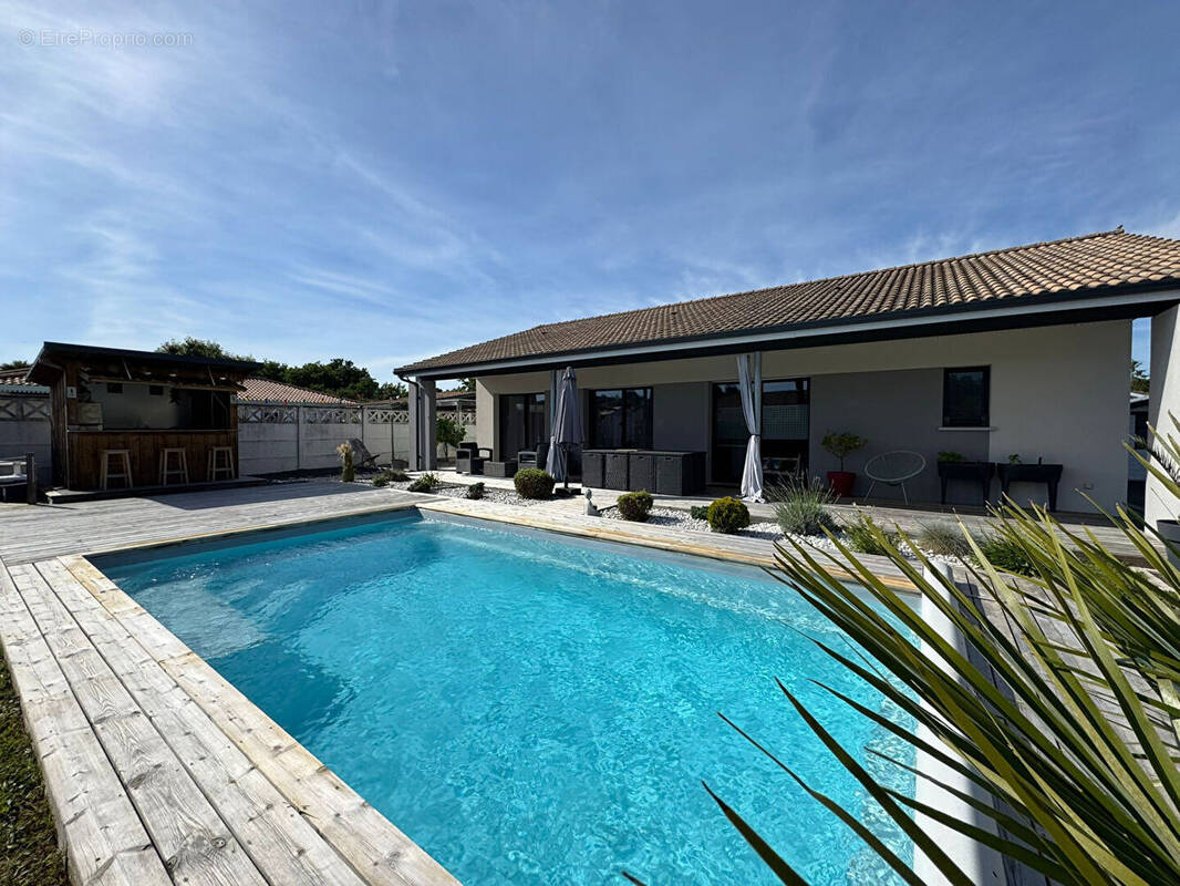 Maison à LE TEICH