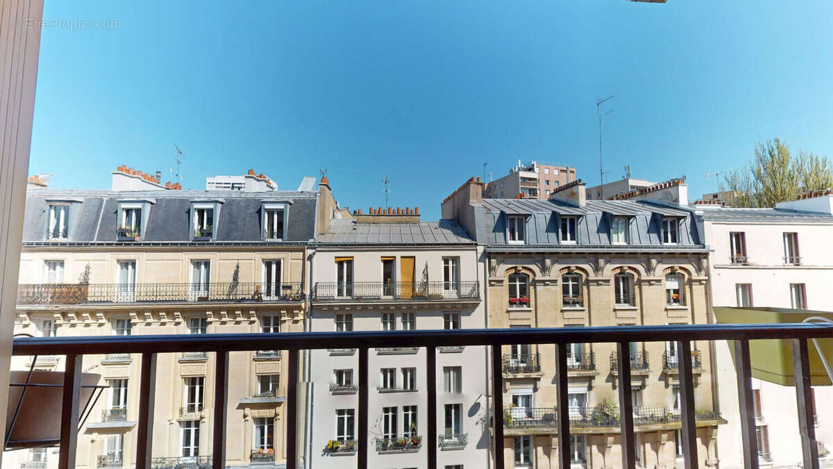 Appartement à PARIS-19E
