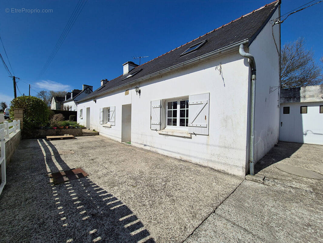 Maison à PLEYBEN