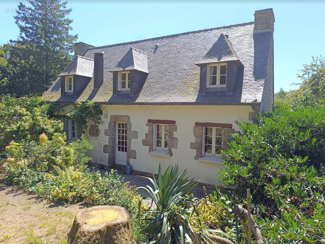 Maison à GOUEZEC