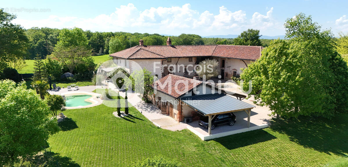 Maison à CHATILLON-SUR-CHALARONNE