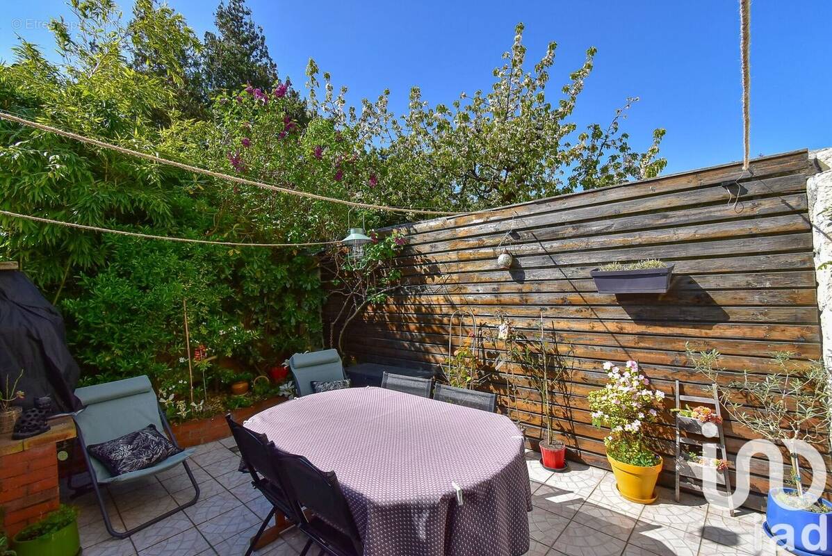 Photo 1 - Maison à NEUILLY-SUR-MARNE
