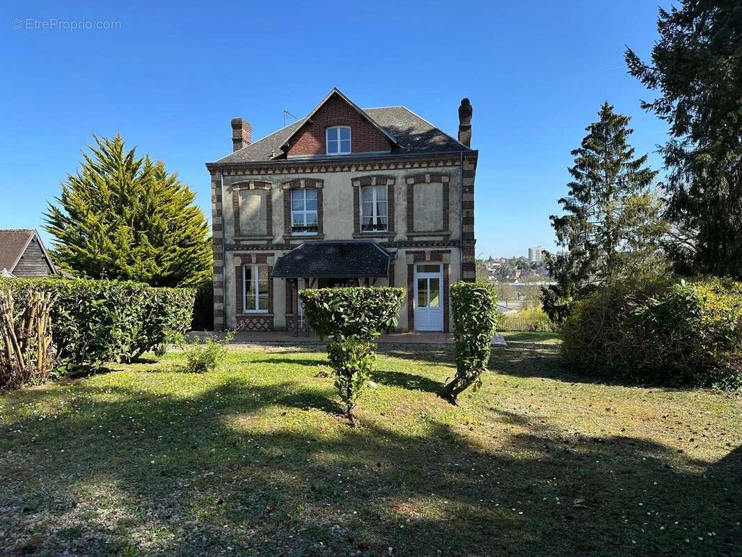 Maison à L&#039;AIGLE