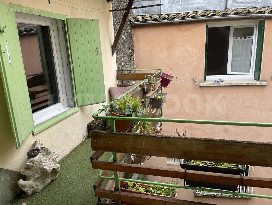 Appartement à DIEULEFIT
