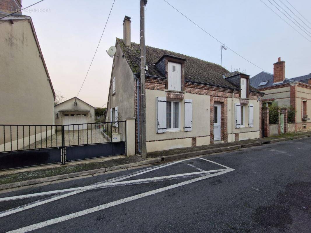 Maison à DROUE