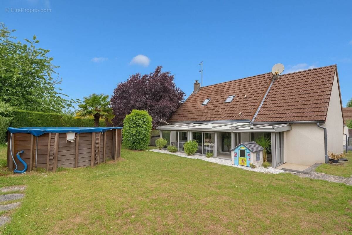 Maison à VINEUIL