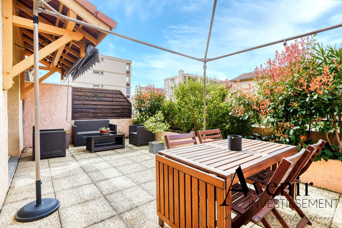 Appartement à LYON-8E