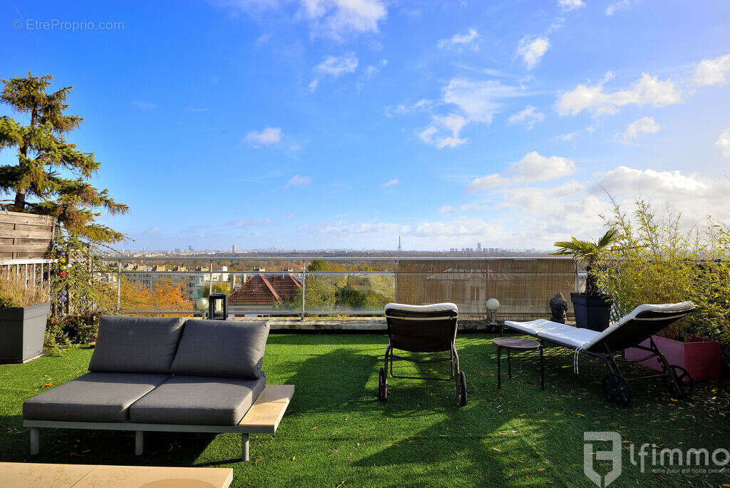 Appartement à SURESNES