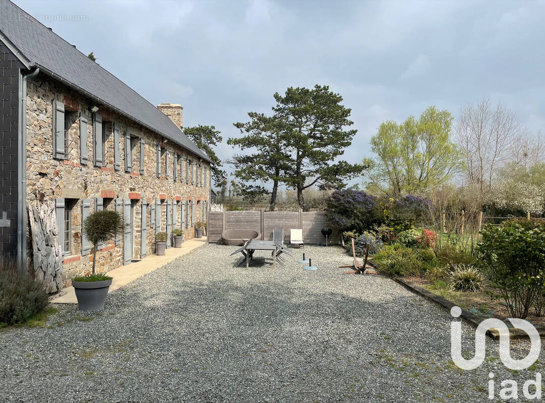 Photo 1 - Maison à AGON-COUTAINVILLE