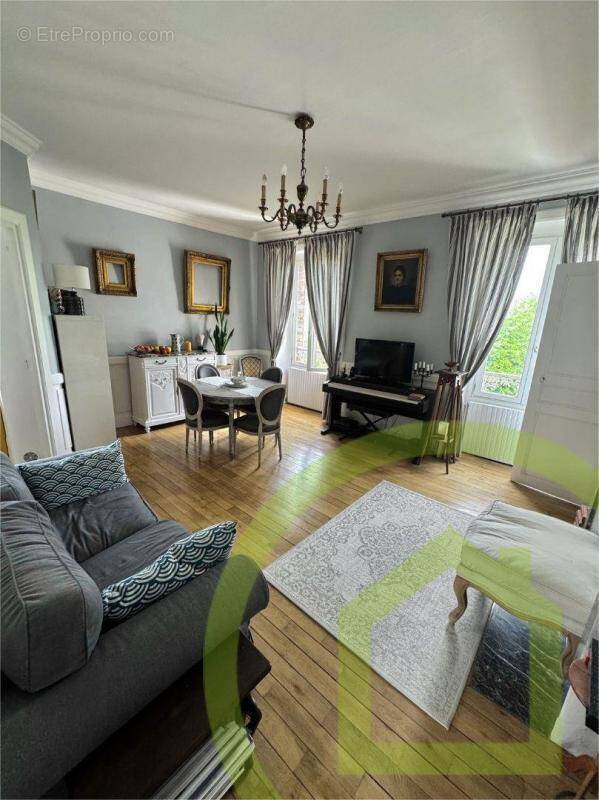 Appartement à NANGIS