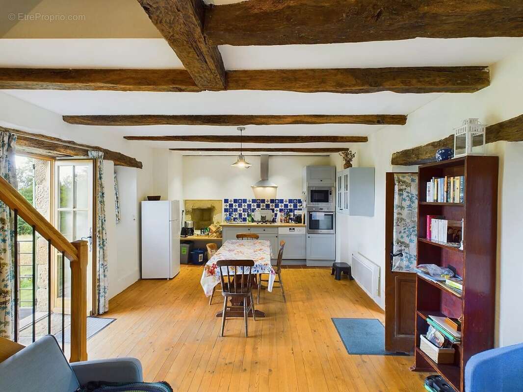 Maison à GINALS