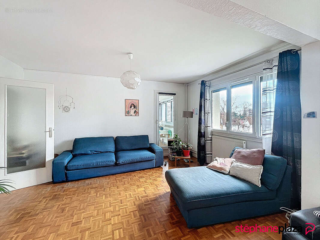 Appartement à LYON-8E