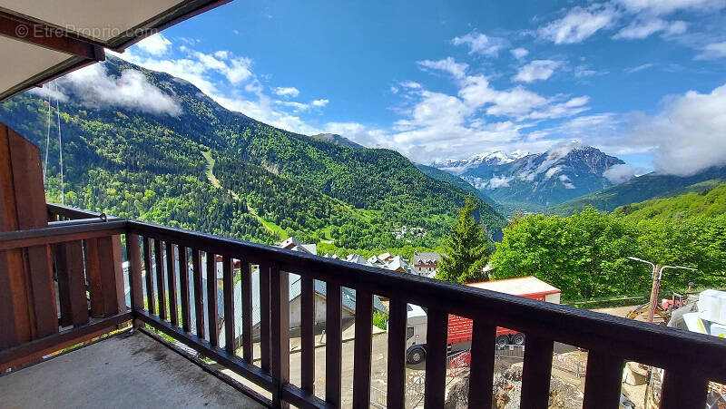 Appartement à VAUJANY