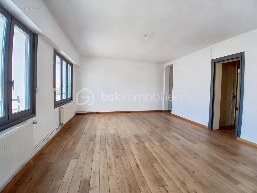 Appartement à AUBERCHICOURT