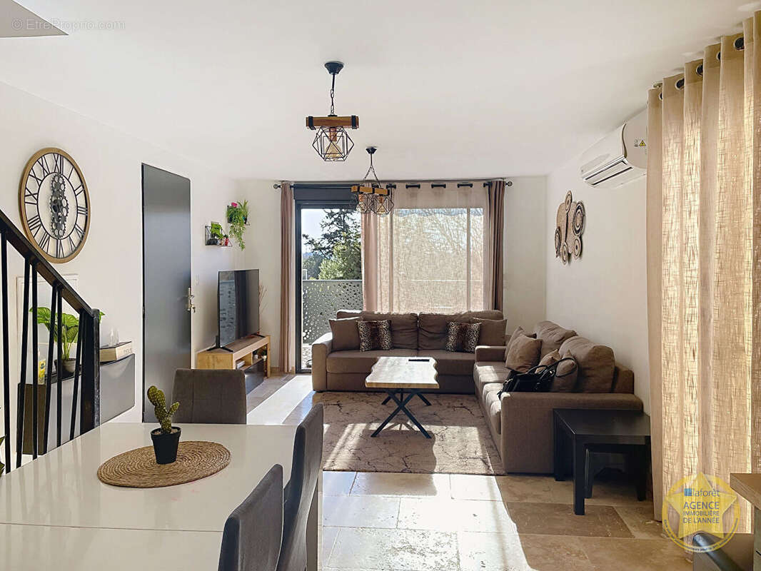 Appartement à LES ANGLES