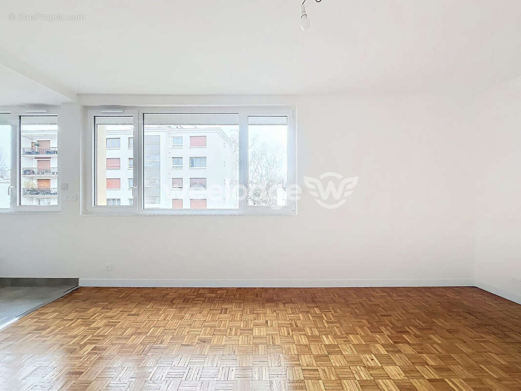 Appartement à SURESNES