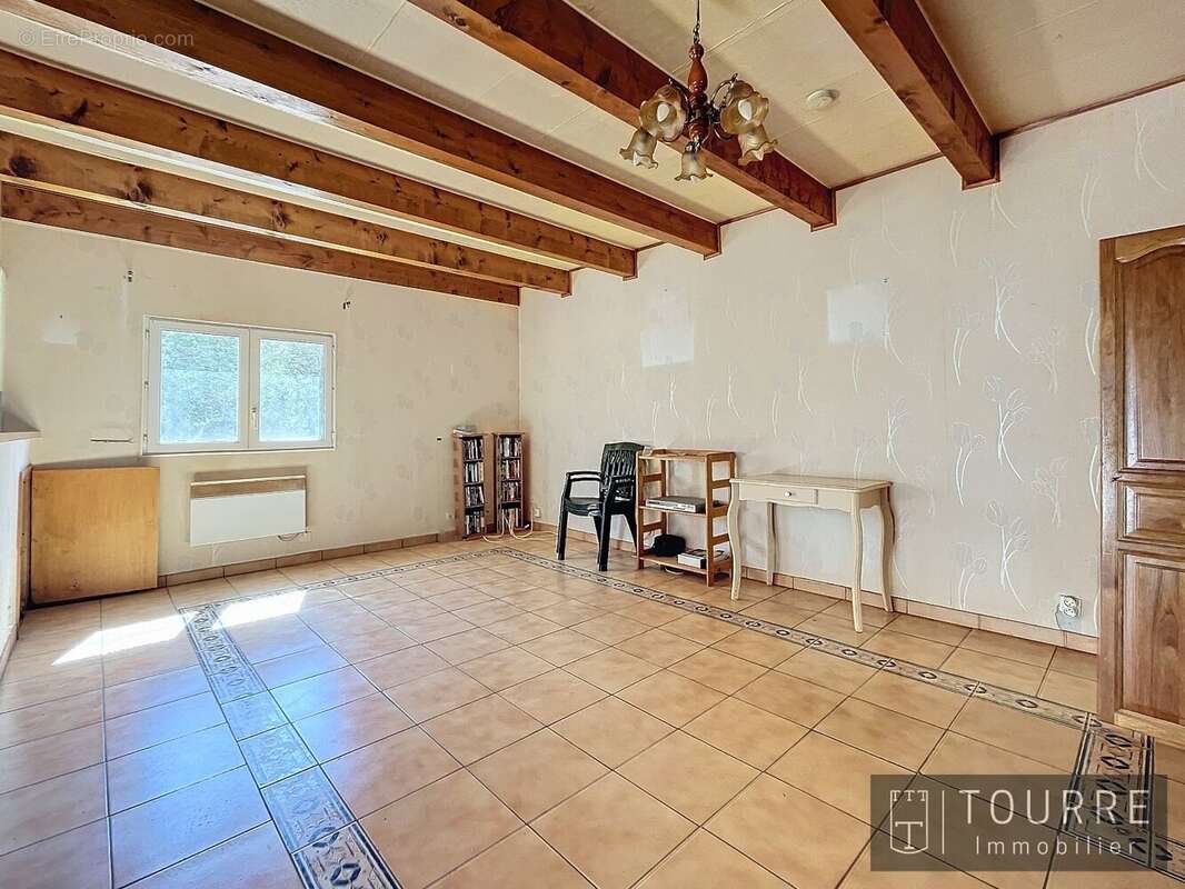 Maison à LABEAUME