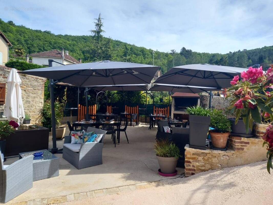 Photo 1 - Commerce à PRAYSSAC