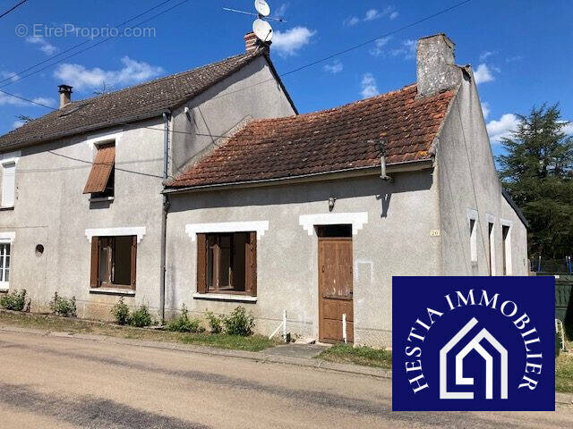 Maison à AVALLON