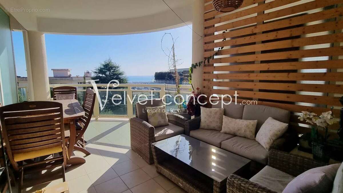 Appartement à LE CANNET