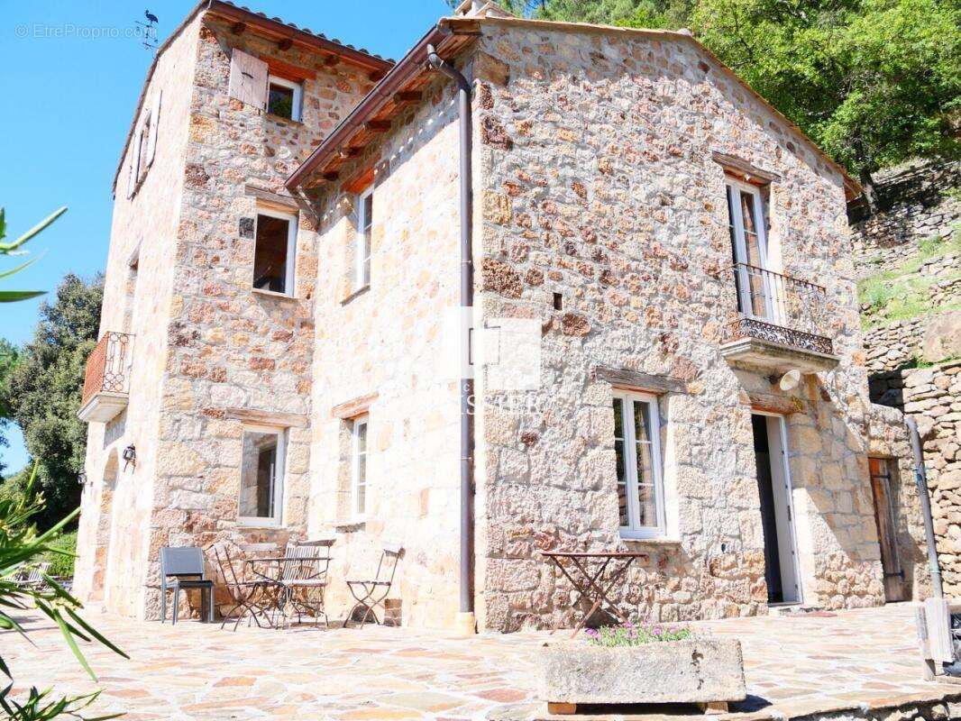 Maison à JOYEUSE