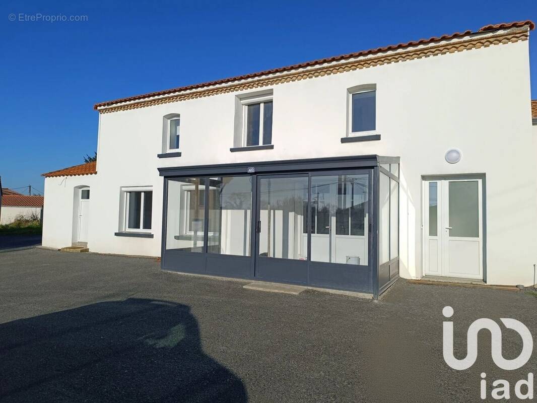 Photo 1 - Maison à SAINT-PHILBERT-DE-GRAND-LIEU