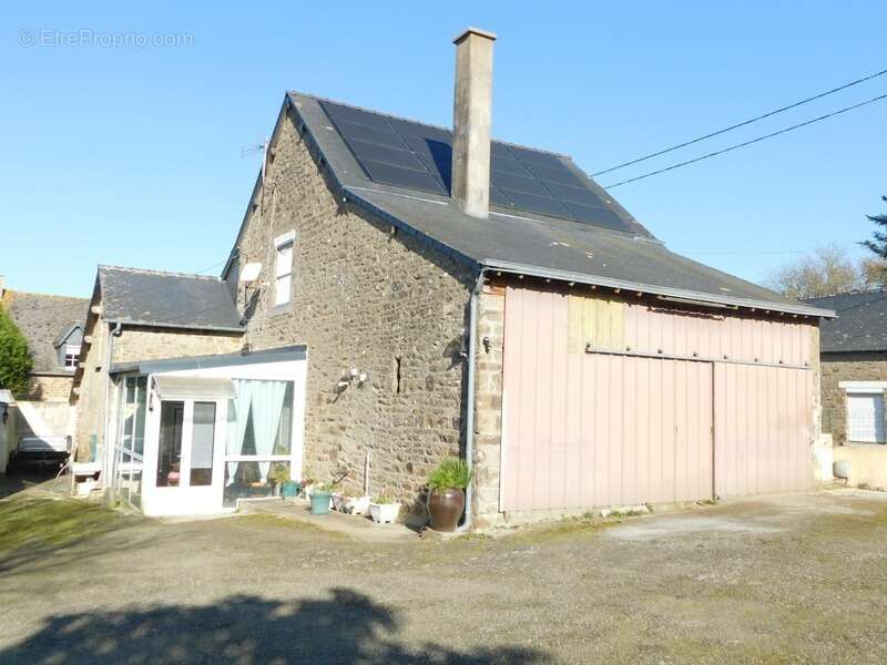 Maison à LA CHAPELLE-JANSON