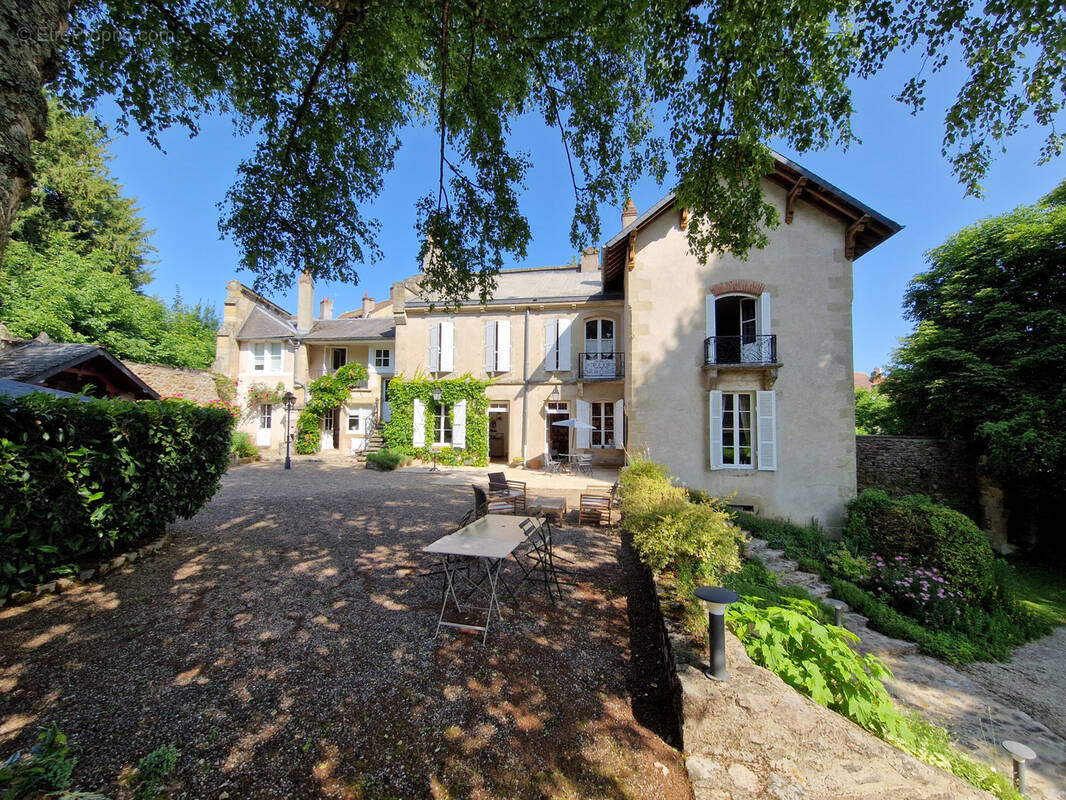 Maison à AUTUN