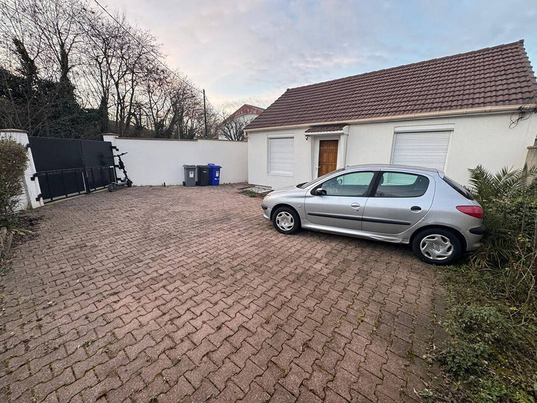 Maison à NOISY-LE-SEC