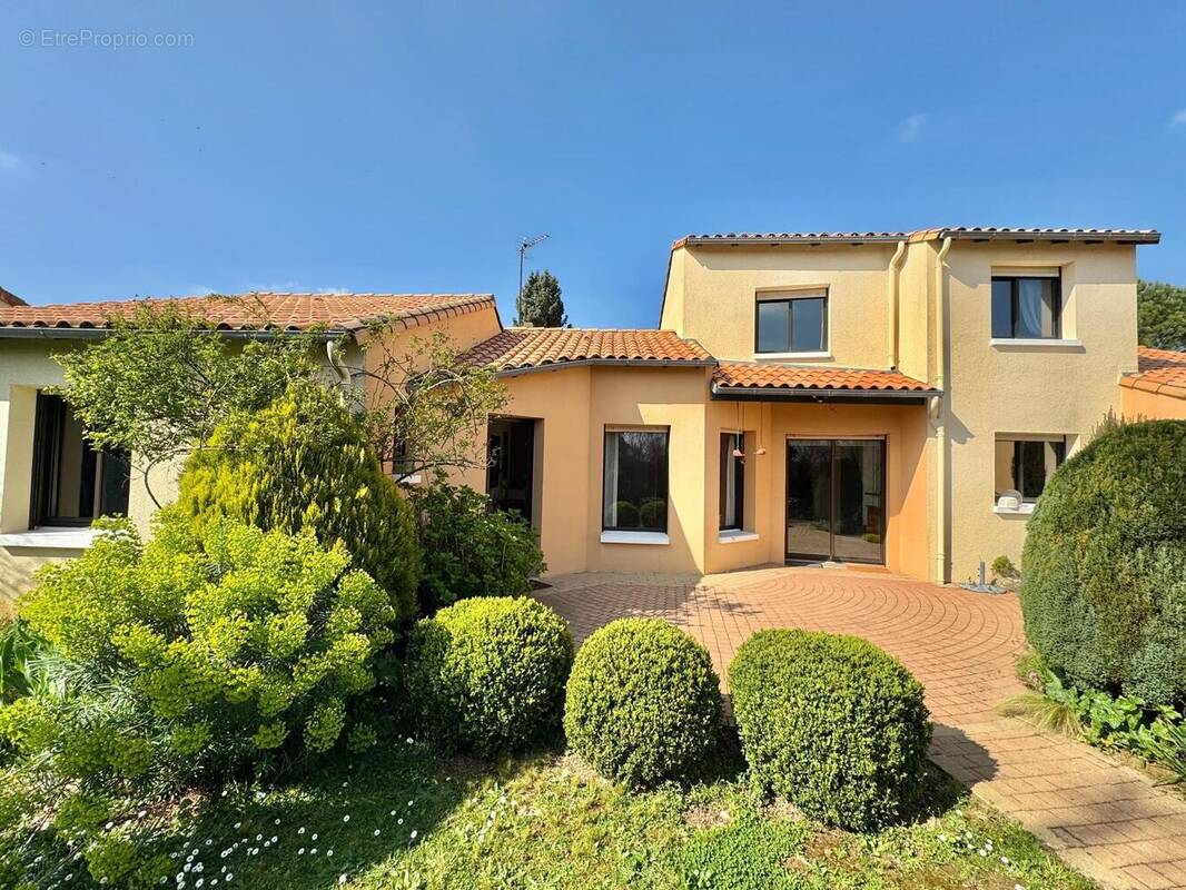 Photo 1 - Maison à NIORT