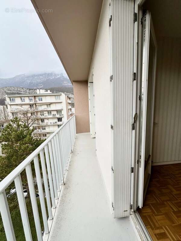 Appartement à ECHIROLLES