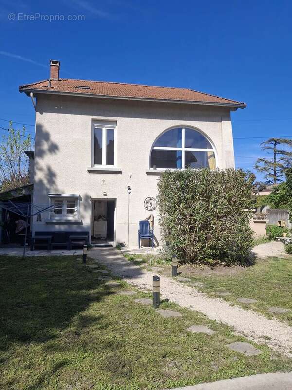 Maison à MONTELIMAR